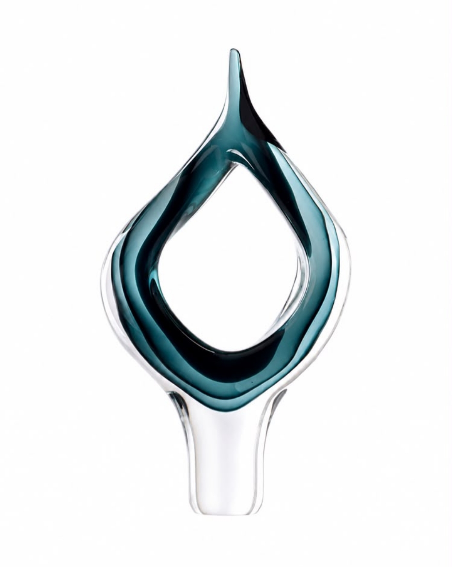 Picture of Raven Centerpiece Smoke L
