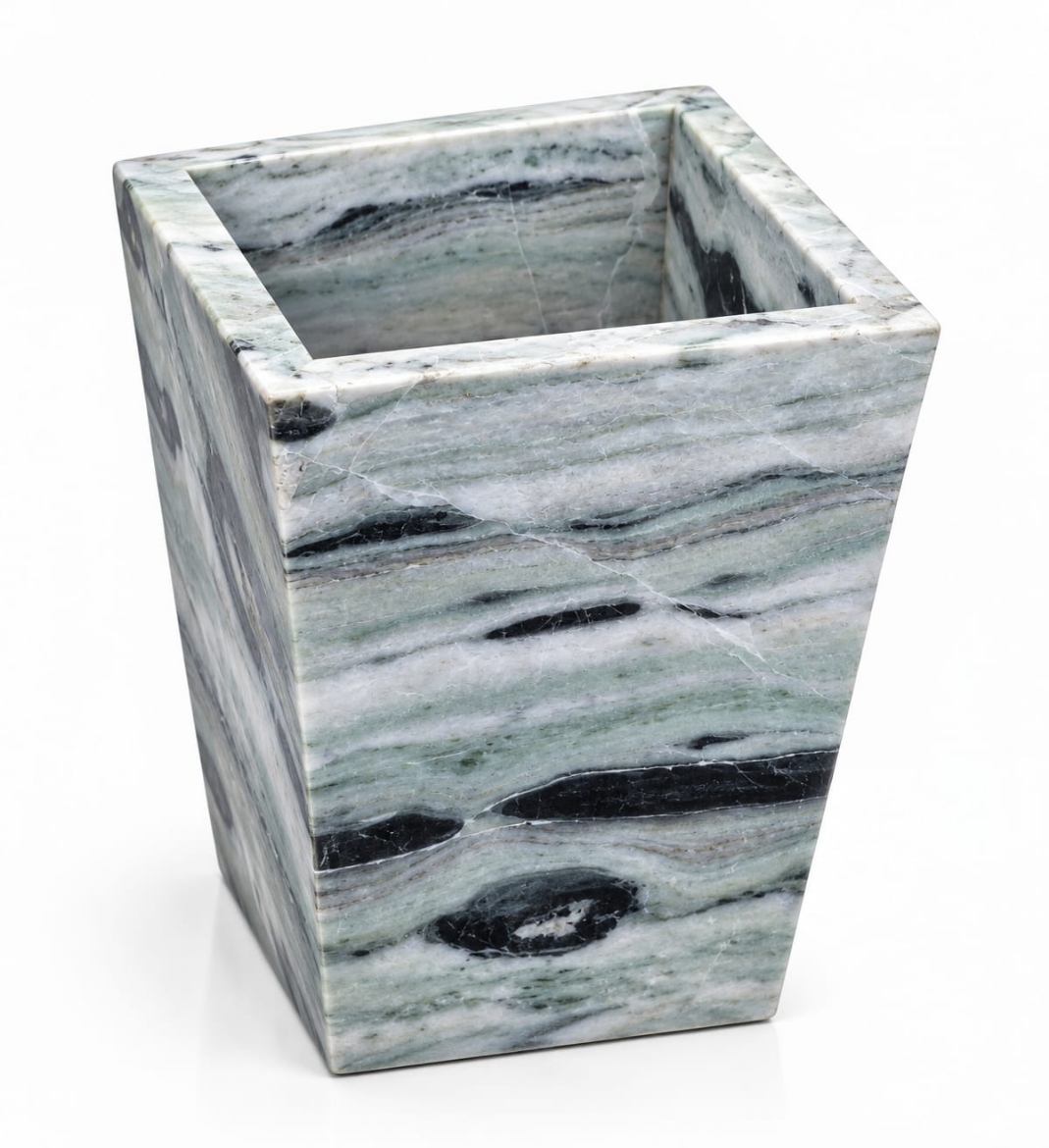 Picture of Amaro Garbage Green